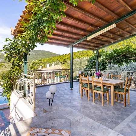 Nature Grand Estate - Spacious With Pool