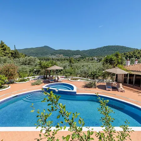 Nature Grand Estate - Spacious With Pool Villa *